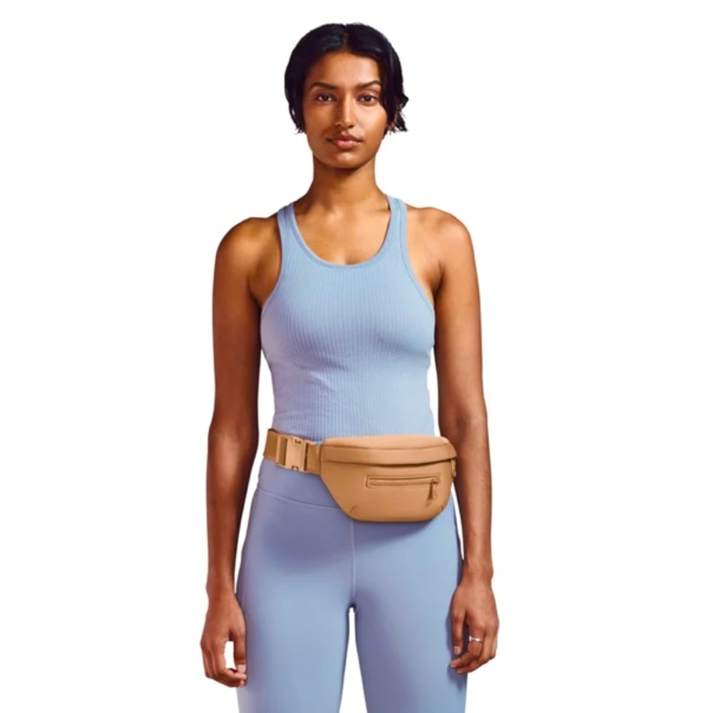 New with tag! Dagne Dover ACE NEOPRENE FANNY PACK— camel